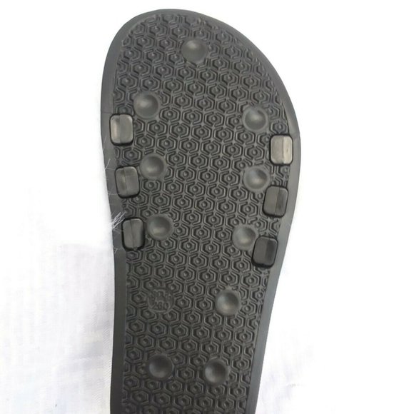 White Faux Fur Slides/Slippers/With Chain - Picture 4 of 6